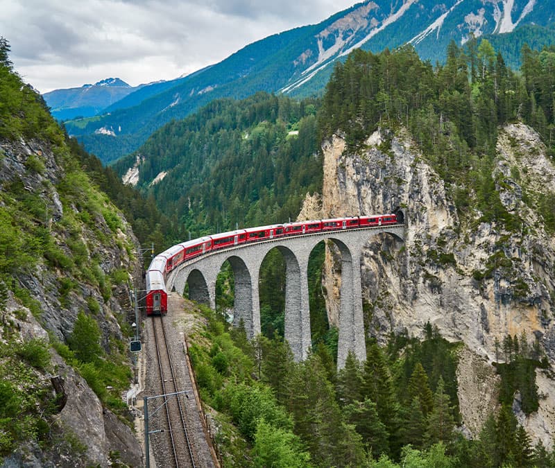 Unirail AG – Bahntechnik – Inbetriebsetzungstechnik für Neigezüge und Lokomotiven – Bahnprojekte – Inbetriebsetzung Bahn – Zulassung Bahn – Flotteneinführung – Zulassungskonzepte Bahn – Inbetriebsetzung Bahn - Refit-Projekt Bahn – Instandhaltungskonzepte Bahn – bahnnahe Zertifizierung – Zulassungsstrategie Bahn – Instandhaltungsstrategie Bahn - Herstellung von Bahnfahrzeugen - Herstellung von Bahnfahrzeugteilen - Unirail AG – Railway Technology – Commissioning Technology for Tilting Trains and Locomotives – Railway Projects – Railway Commissioning – Railway Approval – Fleet Introduction – Railway Approval Concepts – Railway Commissioning – Railway Refit Projects – Railway Maintenance Concepts – Railway-Related Certification – Railway Approval Strategy – Railway Maintenance Strategy – Manufacture of Railway Vehicles – Manufacture of Railway Vehicle Parts
